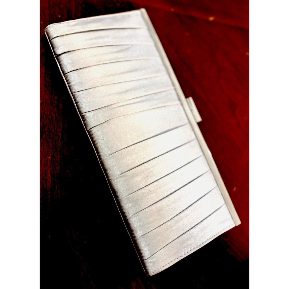 Vintage Style Silver Pleated Satin Evening Clutch Bag Wedding Party Prom Purse
